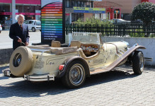 Comendador eduardo reis viatura mercedes 1920 004